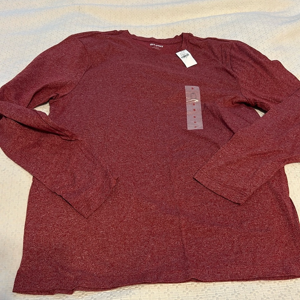 Old Navy men’s small newly newly long sleeve tee